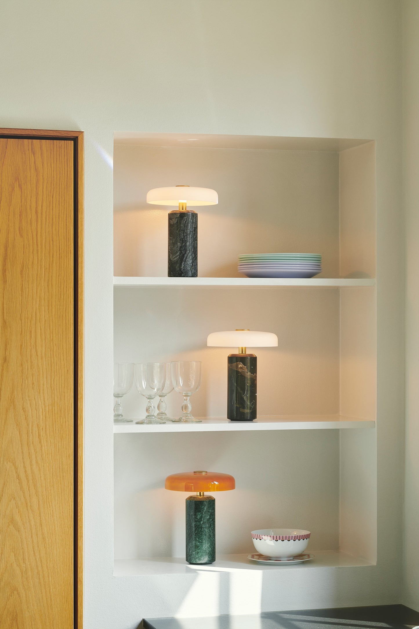 Trip - Carrara | White Glossy