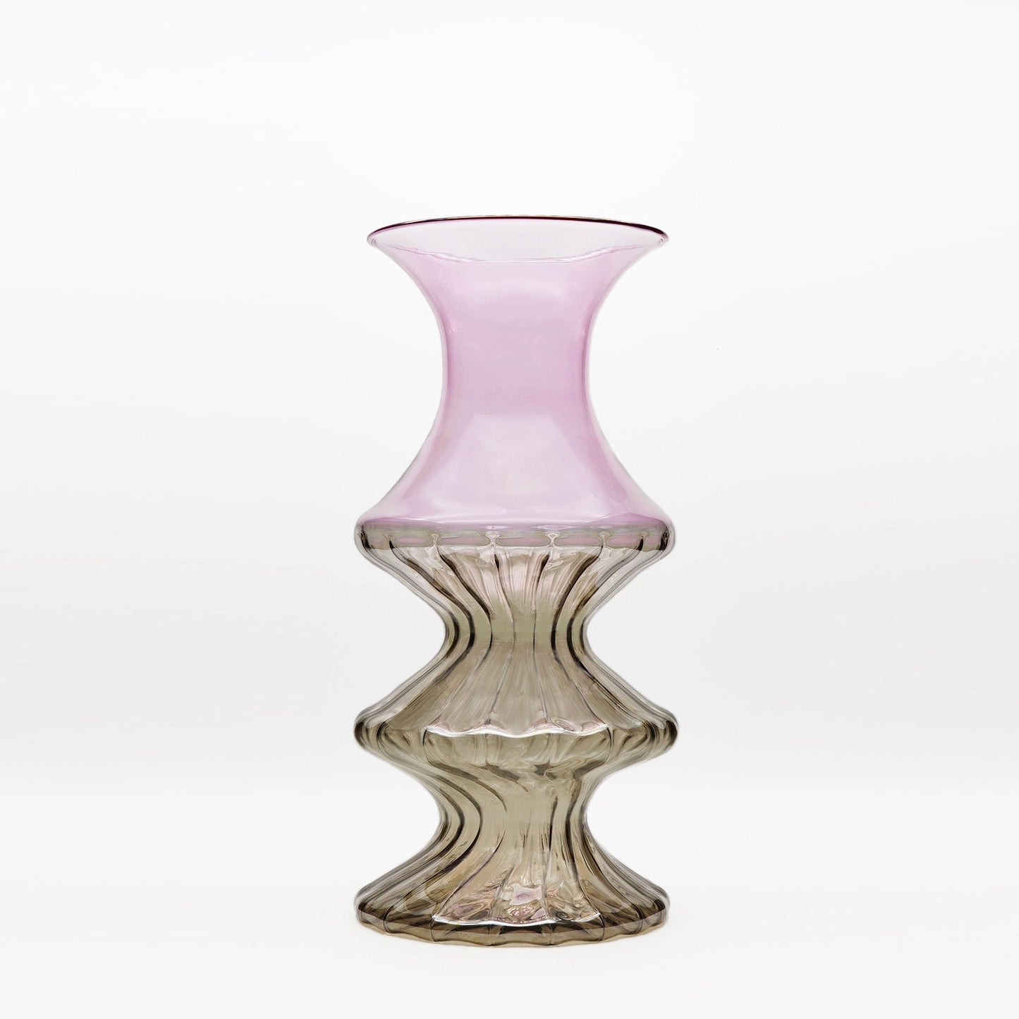 Madame - Medium