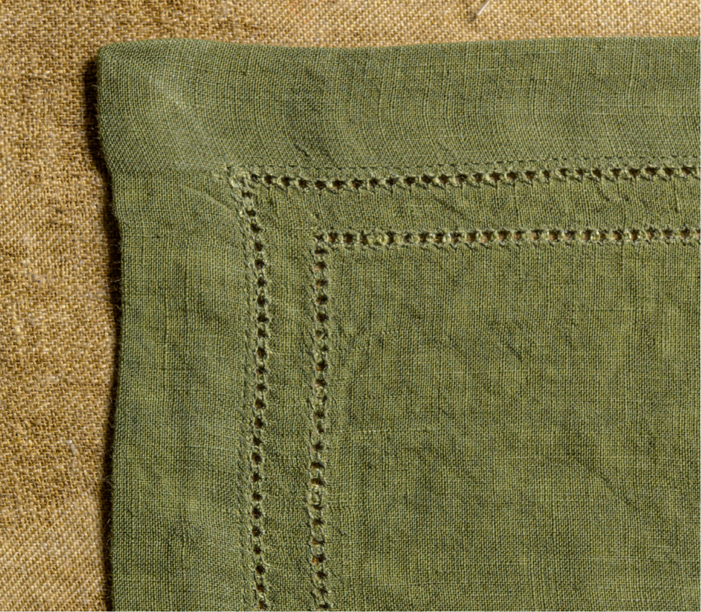 Strix Napkin