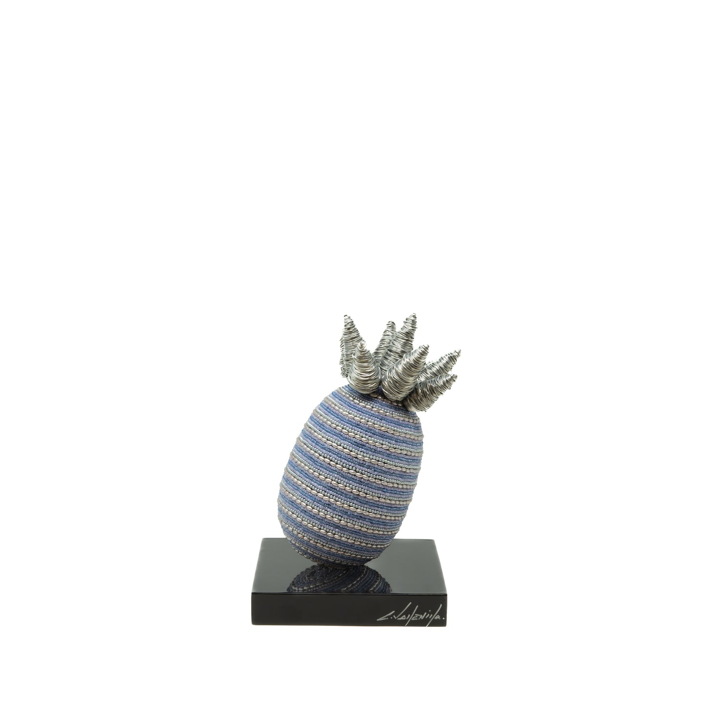 Small Pineapple Sculpture V1