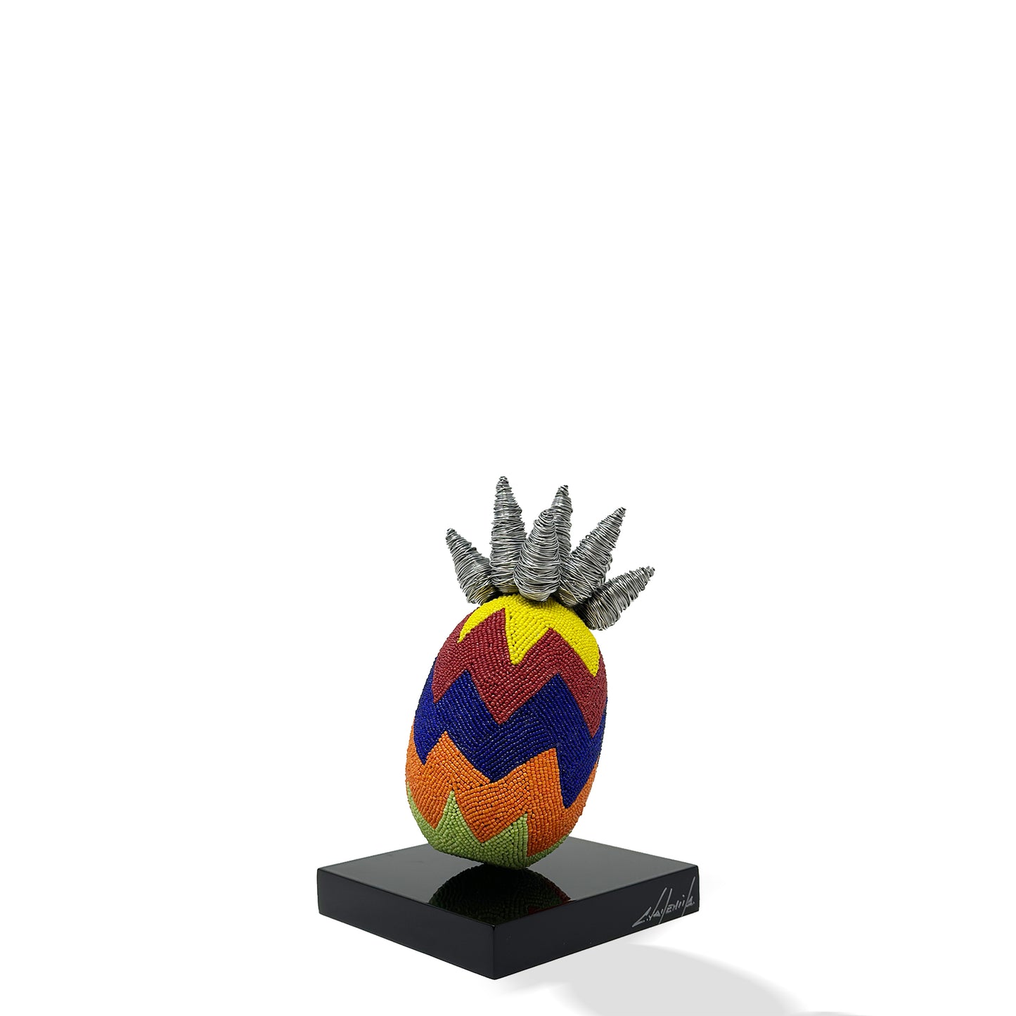 Small Pineapple Sculpture V4